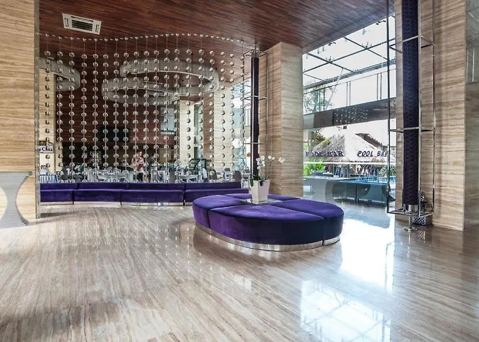 Grand Mega & Bali Hotel 4*