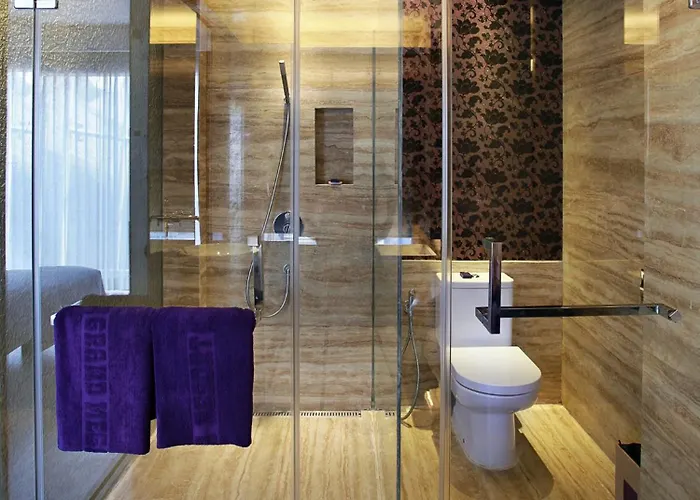 Grand Mega & Bali Hotel 4*